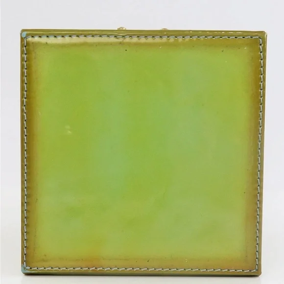 Louis Vuitton Olive Green Box Bag with Gold Accents - Picture 4 of 15